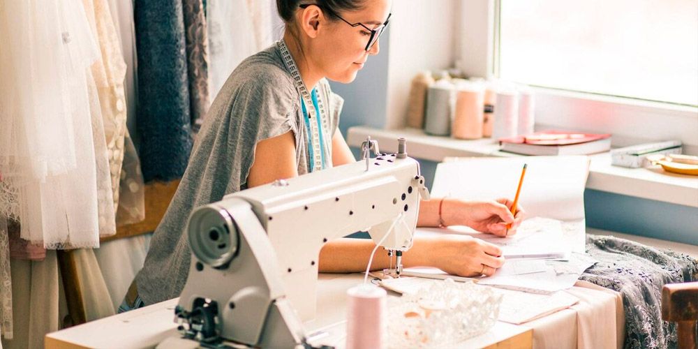 Cómo elegir la máquina de coser perfecta para tus proyectos de moda